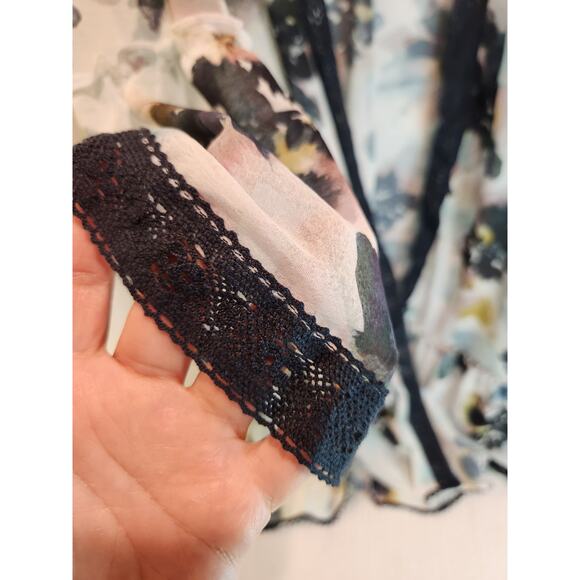 Torrid Chiffon Midi Ruffle Kimono 1X Floral Cloud Dancer Boho Layering NWT - Picture 8 of 8